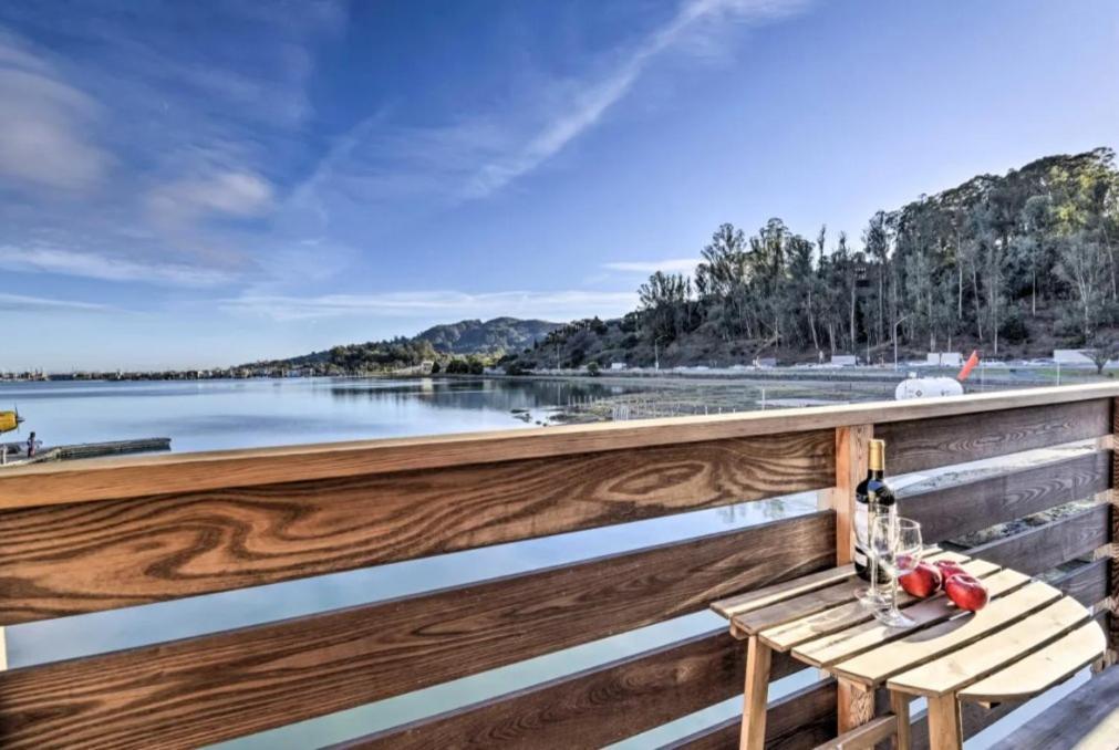 Floating Condos Of Commodore 11 Mill Valley Exterior photo